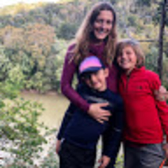 Meet your Posher, Karen - Picture 1 of 1